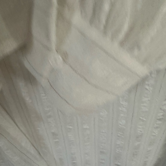 Treasure & Bond Cream Pleated Long Sleeve Blouse - Picture 5 of 9